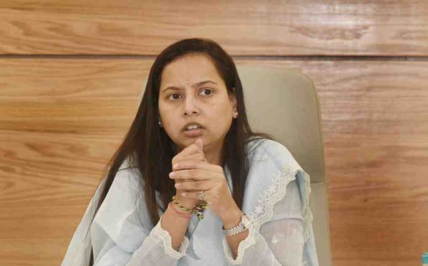 दुष्काळग्रस्त भागातील बालकांच्या पोषणाकडे विशेष लक्ष; अंगणवाड्यांचा नियमित आढावा घेण्याचे महिला व बालविकास मंत्री आदिती तटकरे यांचे निर्देश