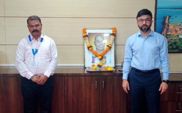राष्ट्रसंत तुकडोजी महाराज यांना अभिवादन